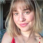 Étudiante en littérature, je peux donner des cours de langues (fr, all, ang), de géographie ou d'histoire à votre domicile, en ligne ou à mon domicile, selon vos préférences !